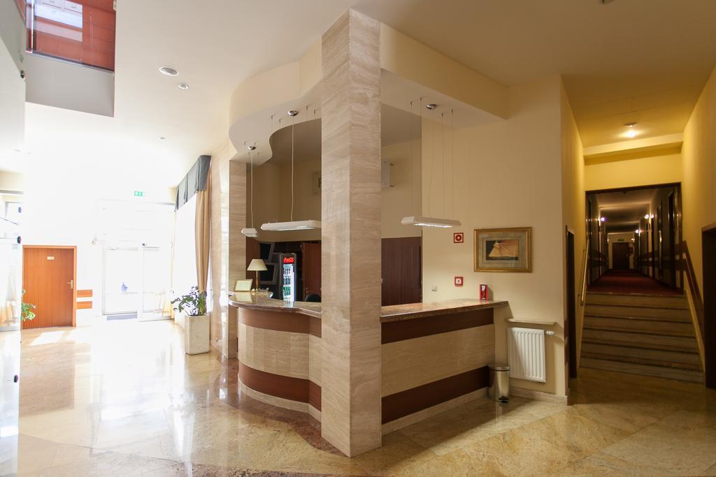 Hotel Twins II วอร์ซอ ภายนอก รูปภาพ