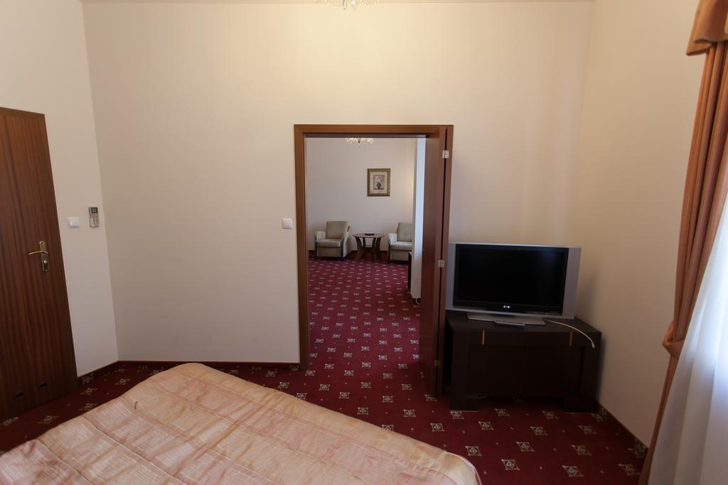 Hotel Twins II วอร์ซอ ภายนอก รูปภาพ