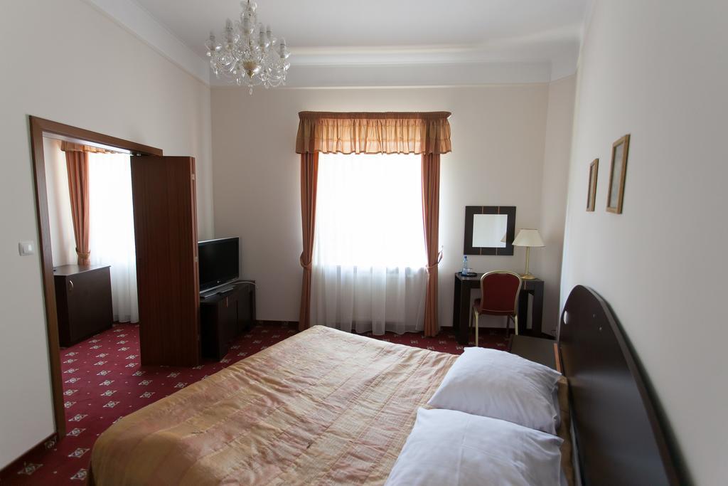 Hotel Twins II วอร์ซอ ภายนอก รูปภาพ