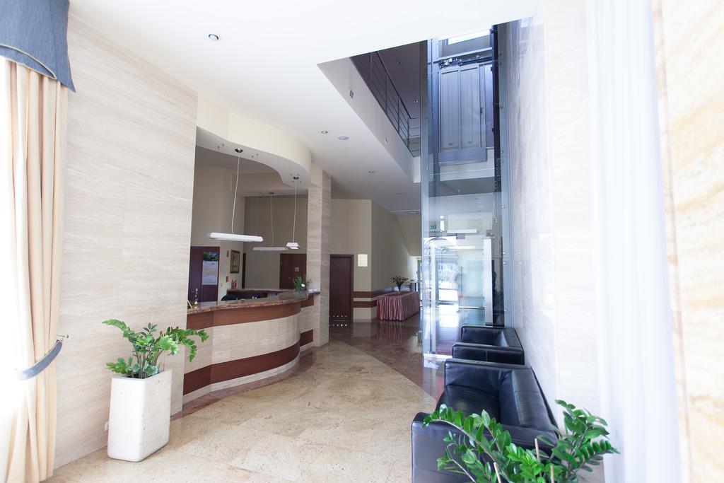 Hotel Twins II วอร์ซอ ภายนอก รูปภาพ